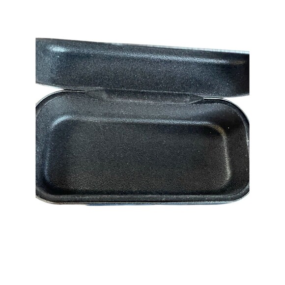 The Marc Jacobs Sunglasses Case Black Clamshell Hardcase - Picture 6 of 10